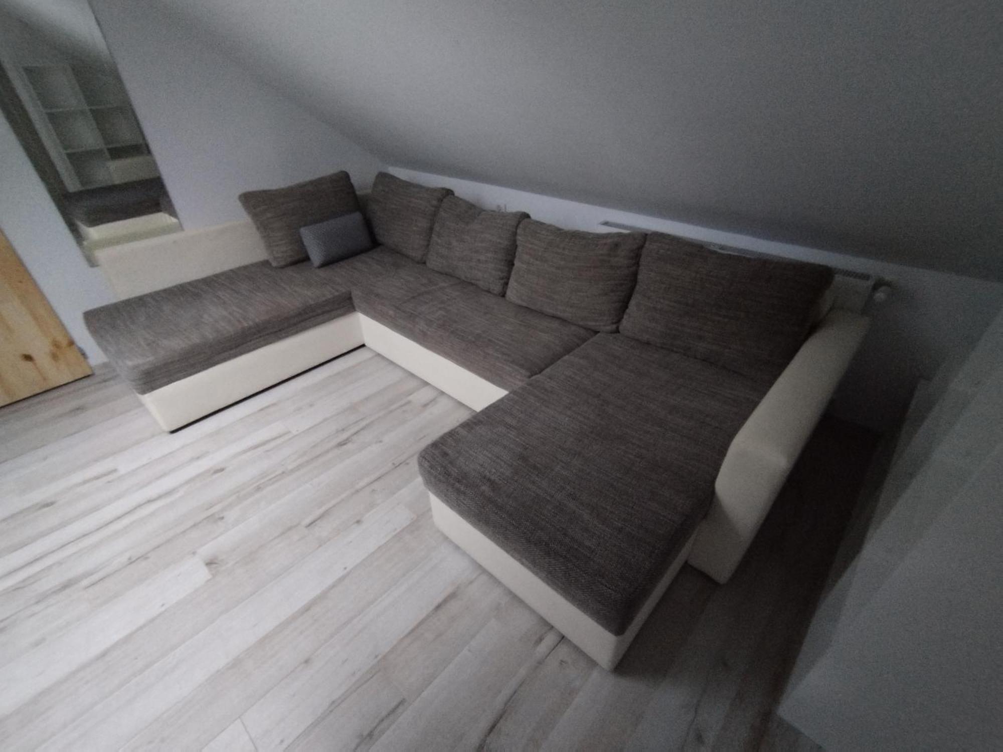Apartament Przy Wiezy 斯维诺乌伊希切 外观 照片